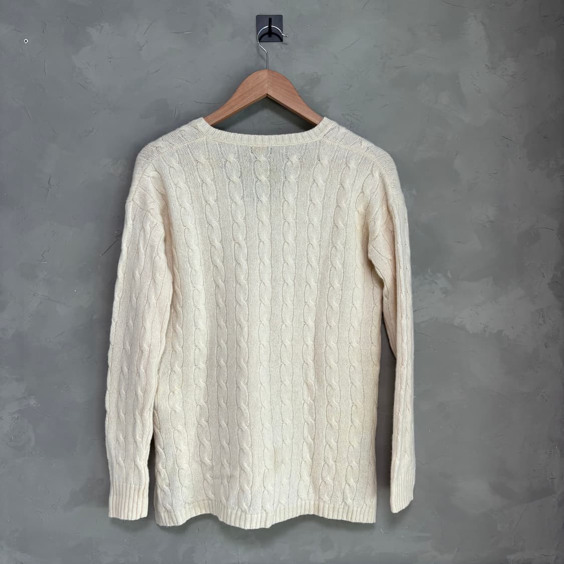 폴로 랄프로렌 신형 브이넥 캐시미어 니트 아이보리 상품이미지4