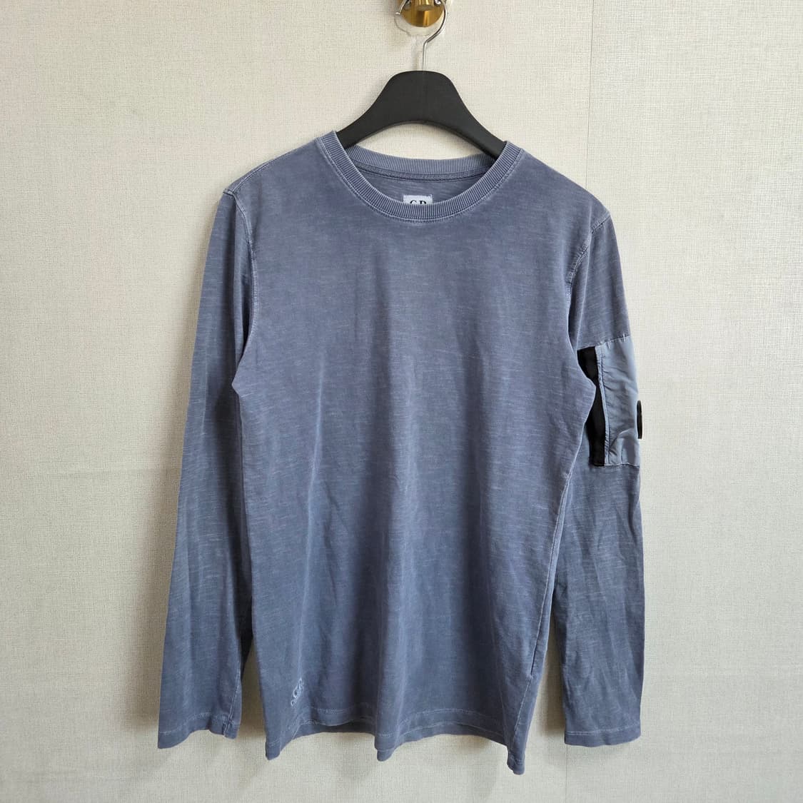 C.P. 컴퍼니 긴팔 티셔츠 그레이 95사이즈 상품이미지1