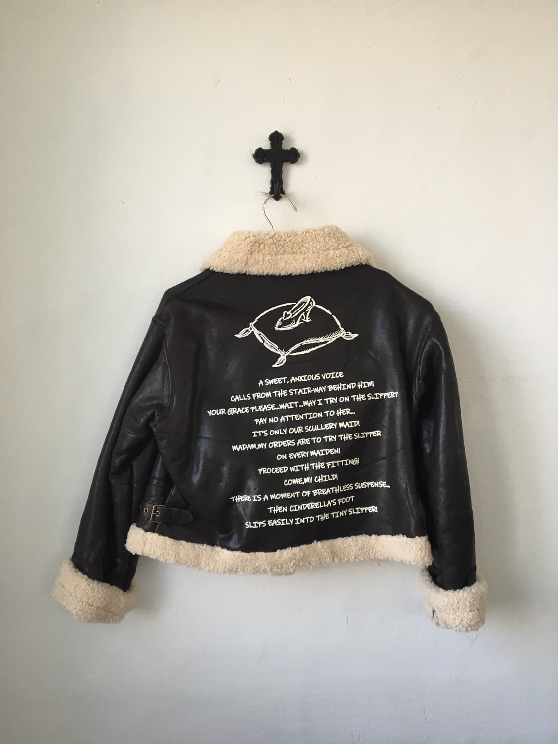 Back printing belted mustang 상품이미지3