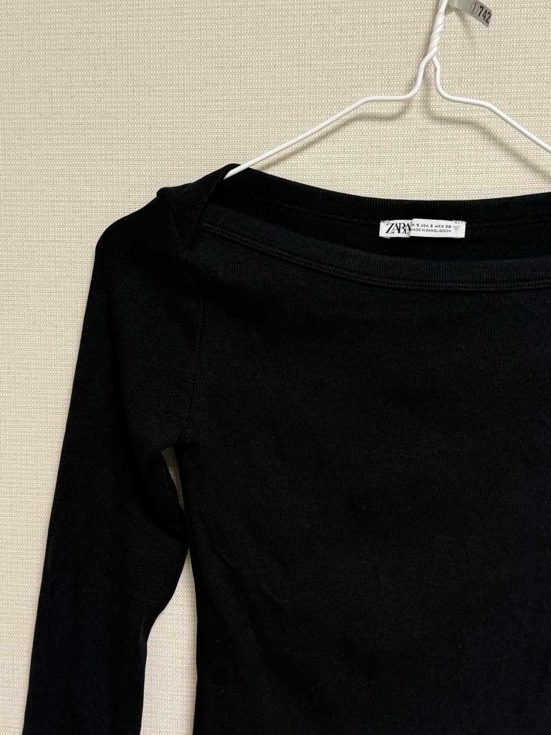 자라 보트넥 티셔츠 블랙 상품이미지3