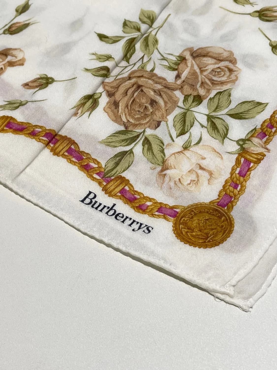 버버리 00s 시그니처 재팬 플라워 쁘띠 반다나 손수건 A1210 상품이미지4