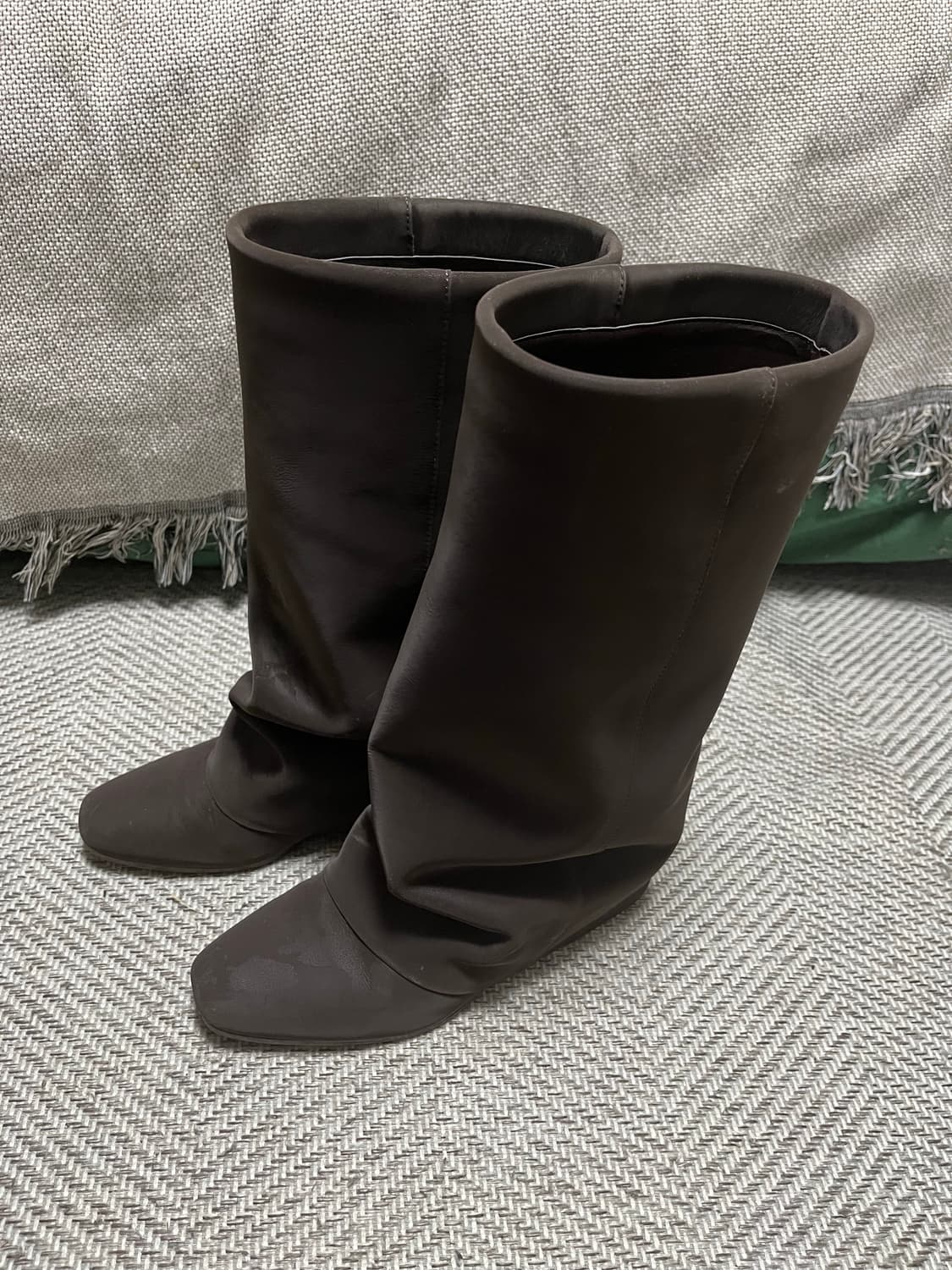 쓰리투에이티 부츠 다크브라운 - 235 상품이미지1