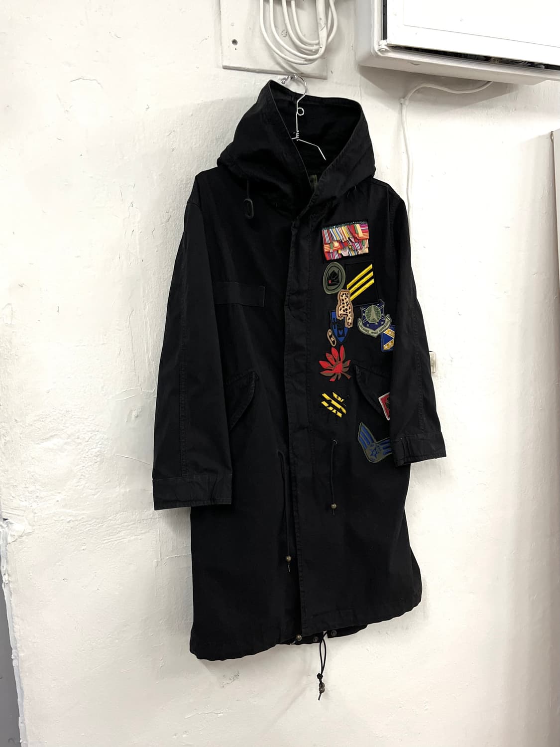 미스터앤미세스 아플리케 패치 밀리터리 코트 상품이미지2