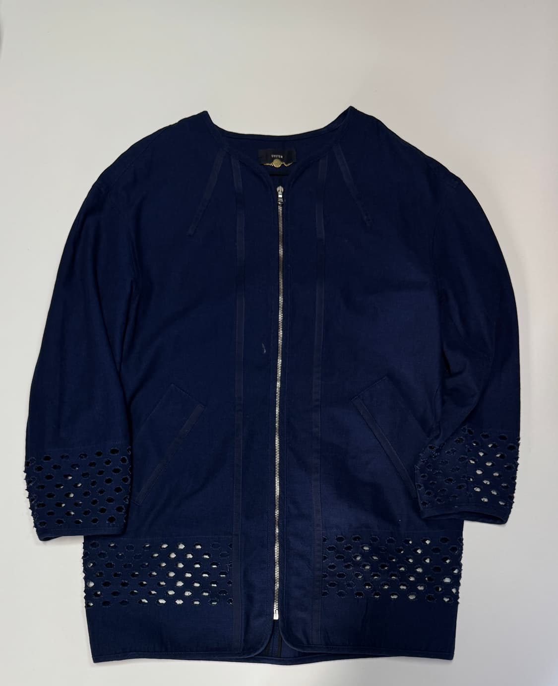 여성 한섬 시스템 레이스 펀칭 롱 자켓 상품이미지1