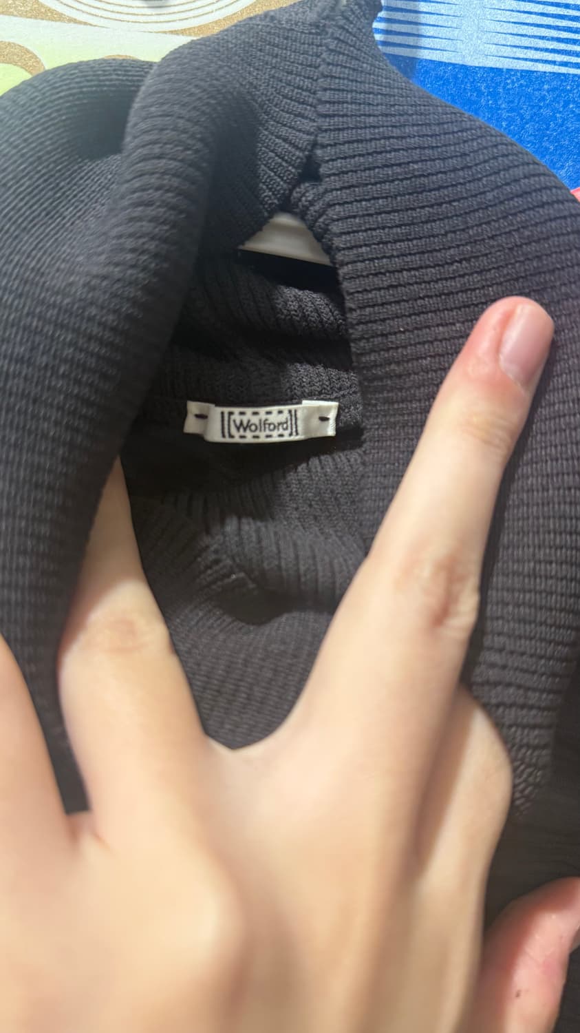 wolford 셔링 모크넥 탑 상품이미지3