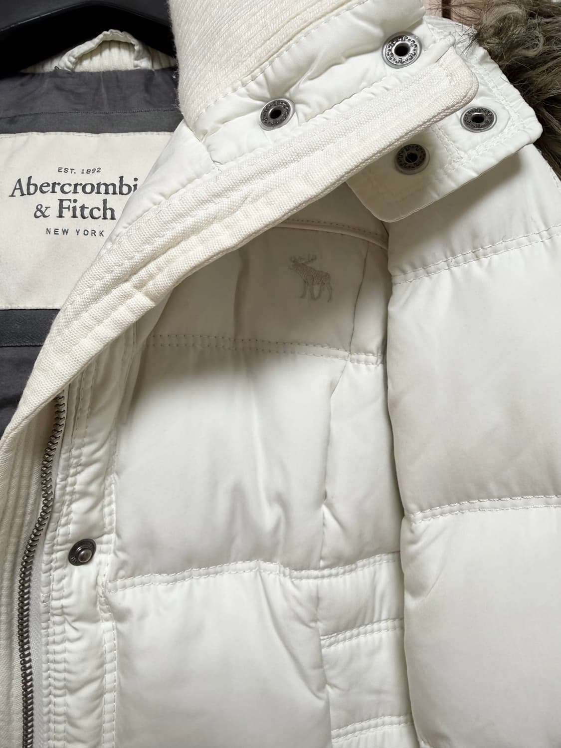 아베크롬비 울프죠 슬림핏 패딩 상품이미지2