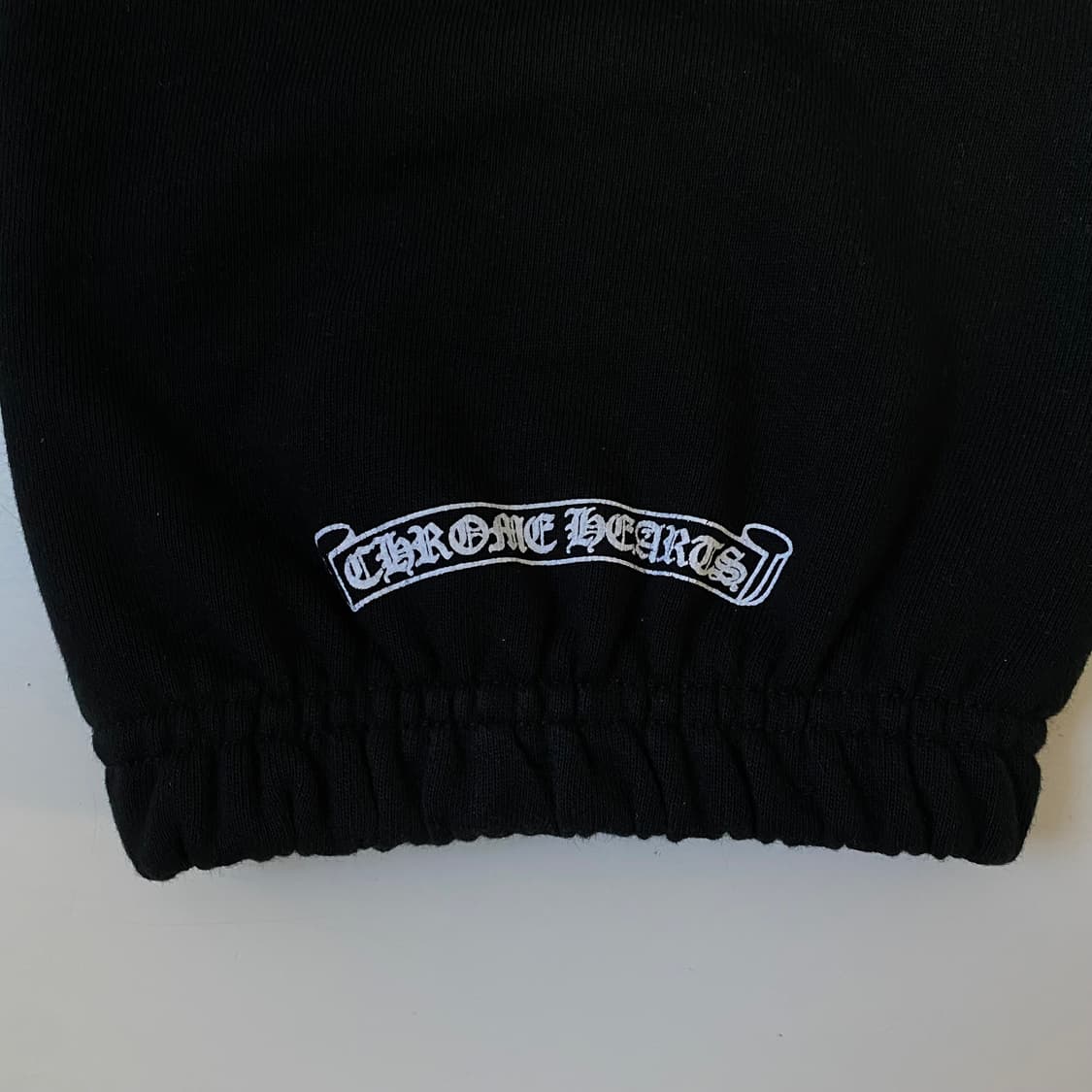 [S] 크롬하츠 스크롤 로고 스펠아웃 스웨트팬츠 블랙 상품이미지7