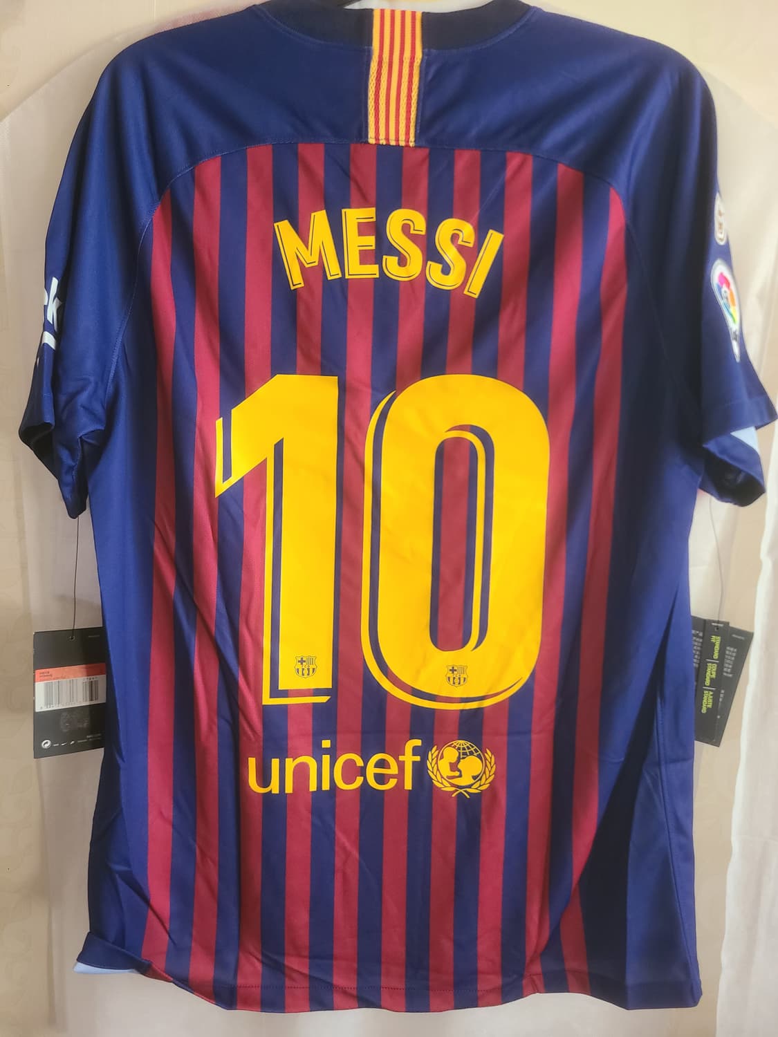 18-19 바르셀로나 메시 올오피셜 해외L 상품이미지1