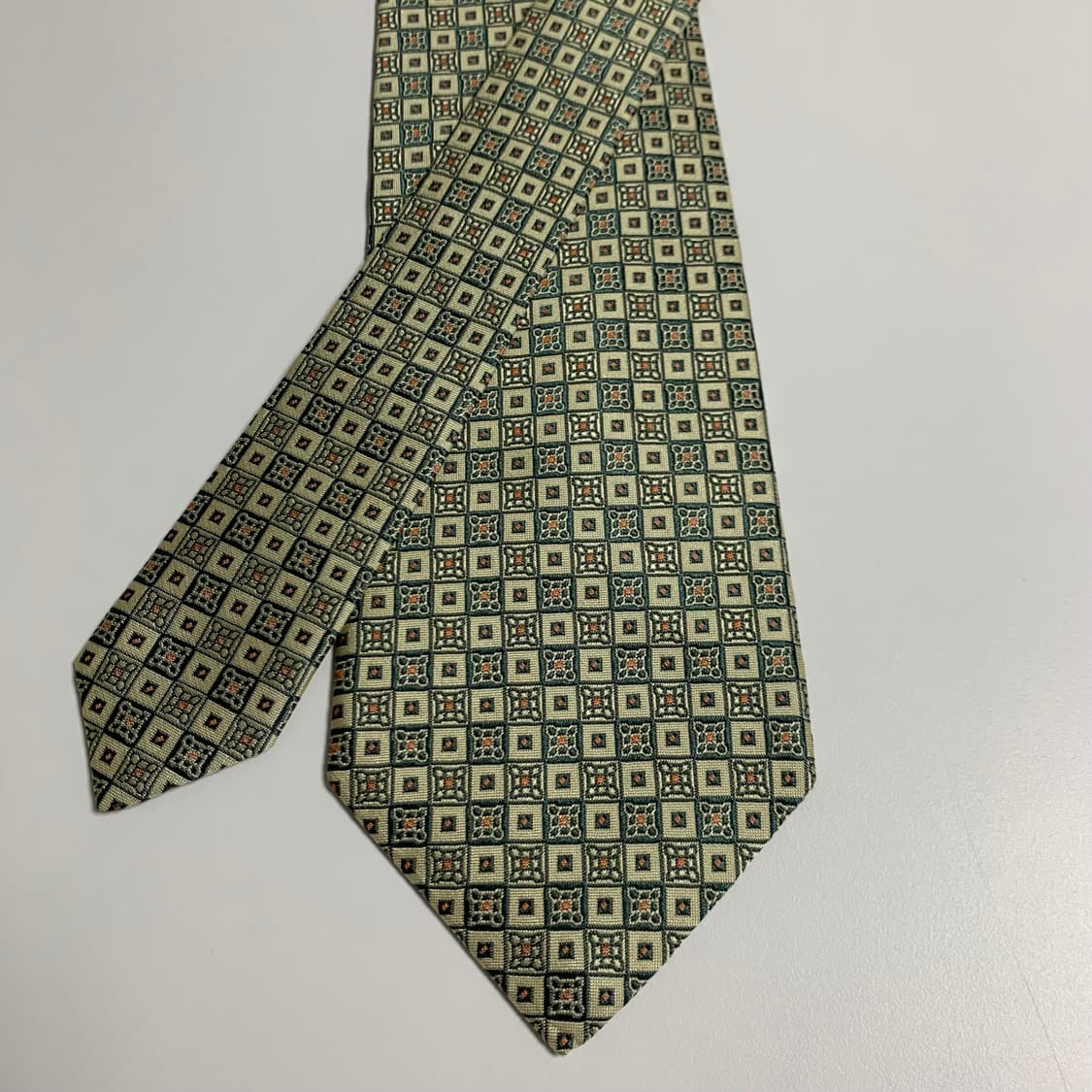 크리스찬 디올(Dior) 명품넥타이 최상급 A+등급 9cm 상품이미지4