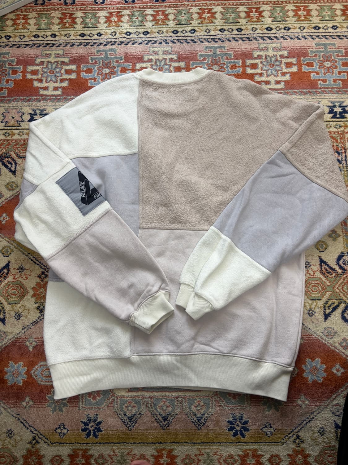 팔라스Palace Colour Block Crew Greys - 22SS 상품이미지3