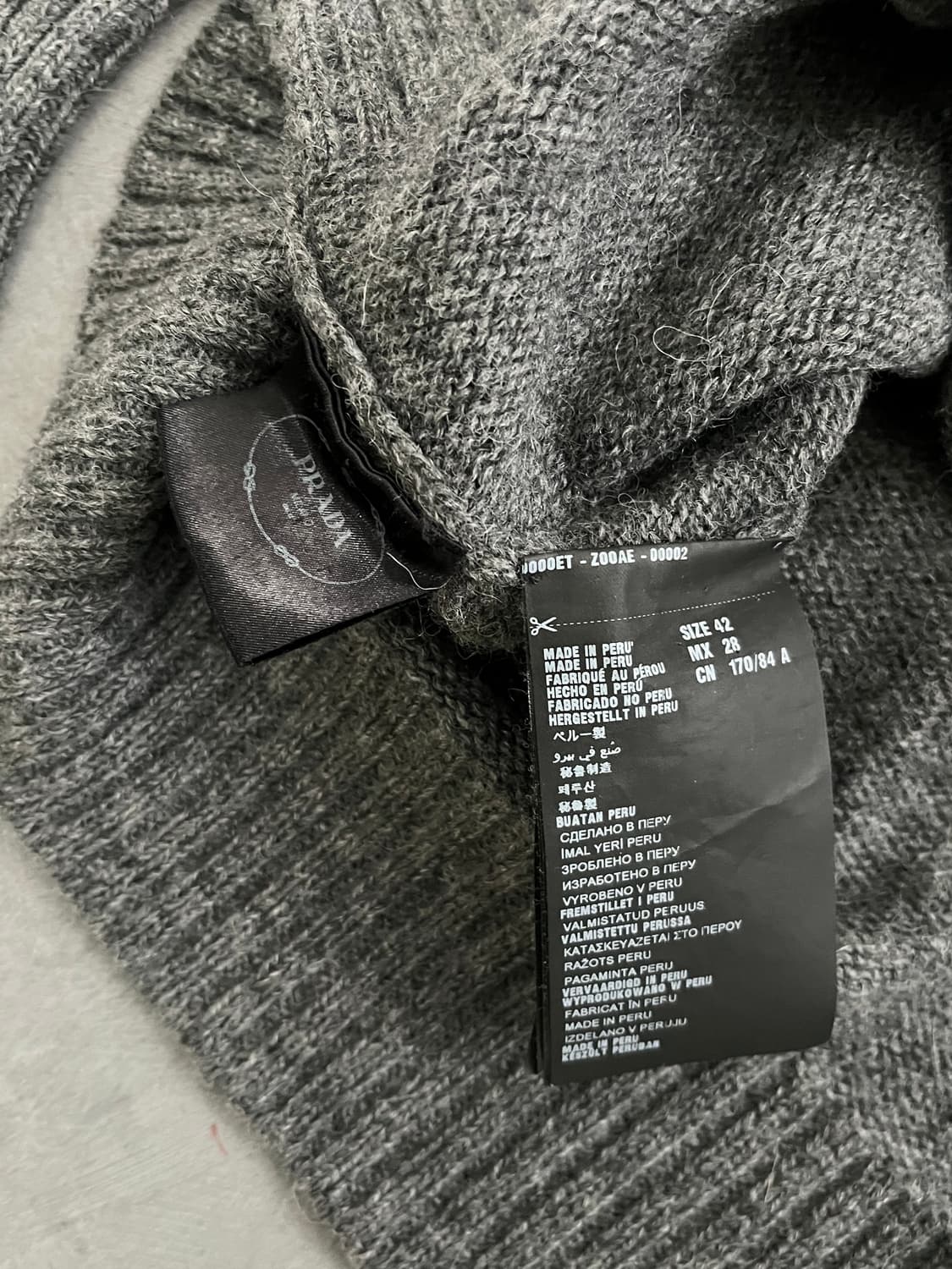 Prada 프라다 그레이 롱 니트 상품이미지5