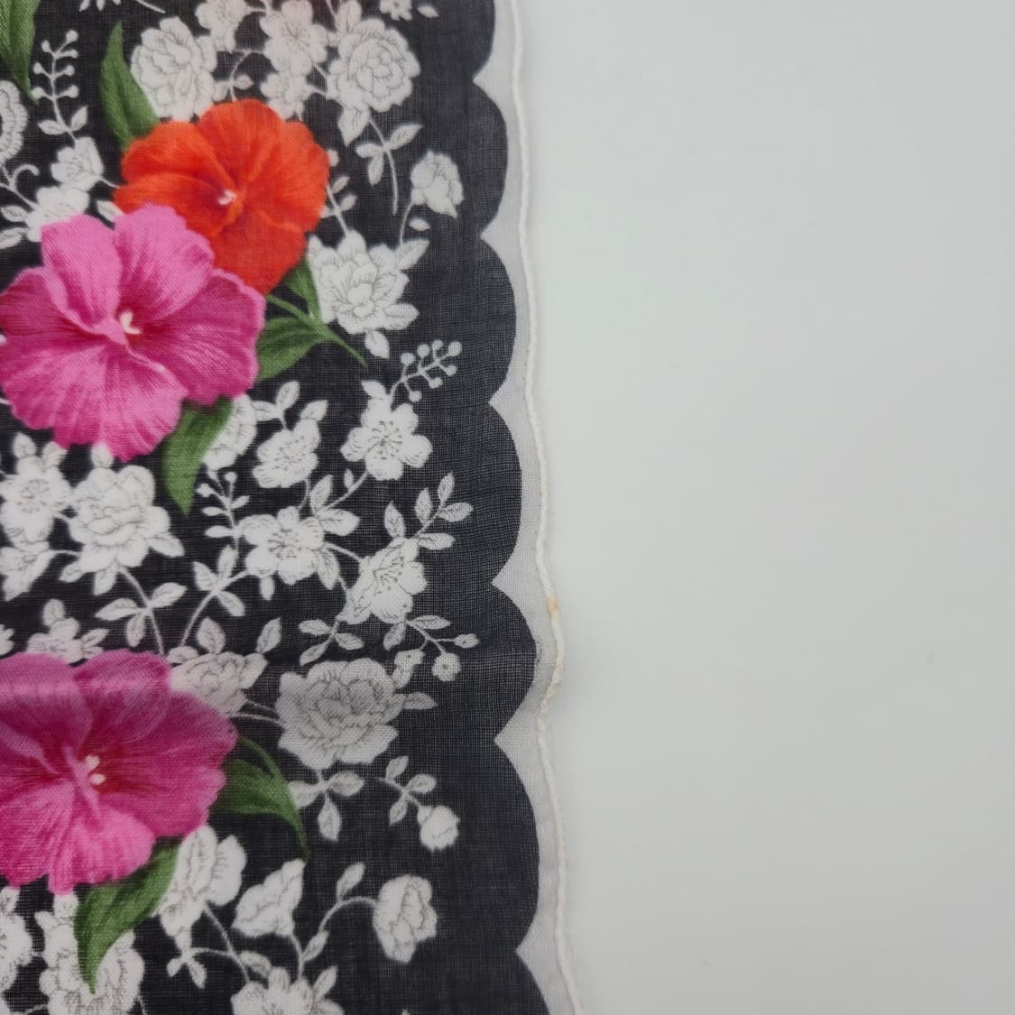 발렌티노 가라바니 손수건 스카프 [FB11735-1228-27] 상품이미지7