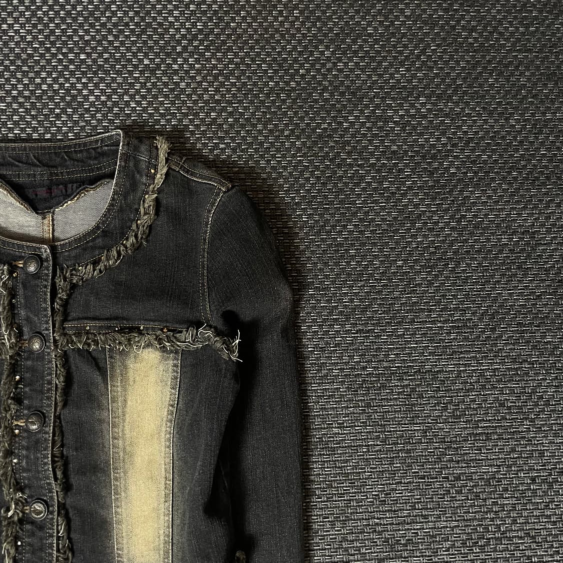 빈티지 그레이 워싱 프린지 큐빅 데님 자켓 상품이미지3