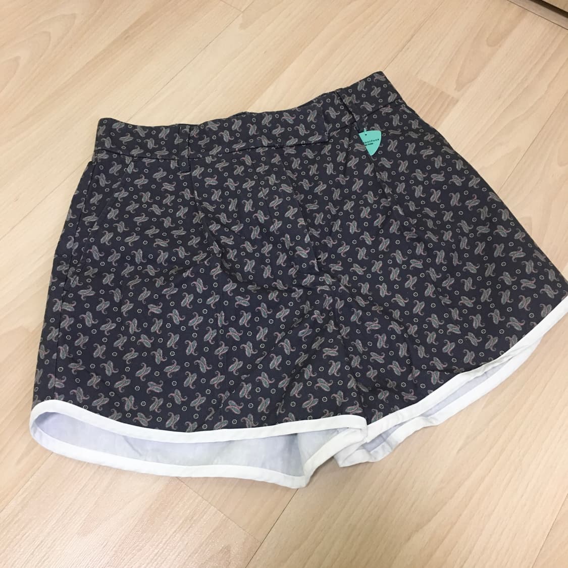 인스턴트펑크 페이즐리 쇼츠 네이비 상품이미지1