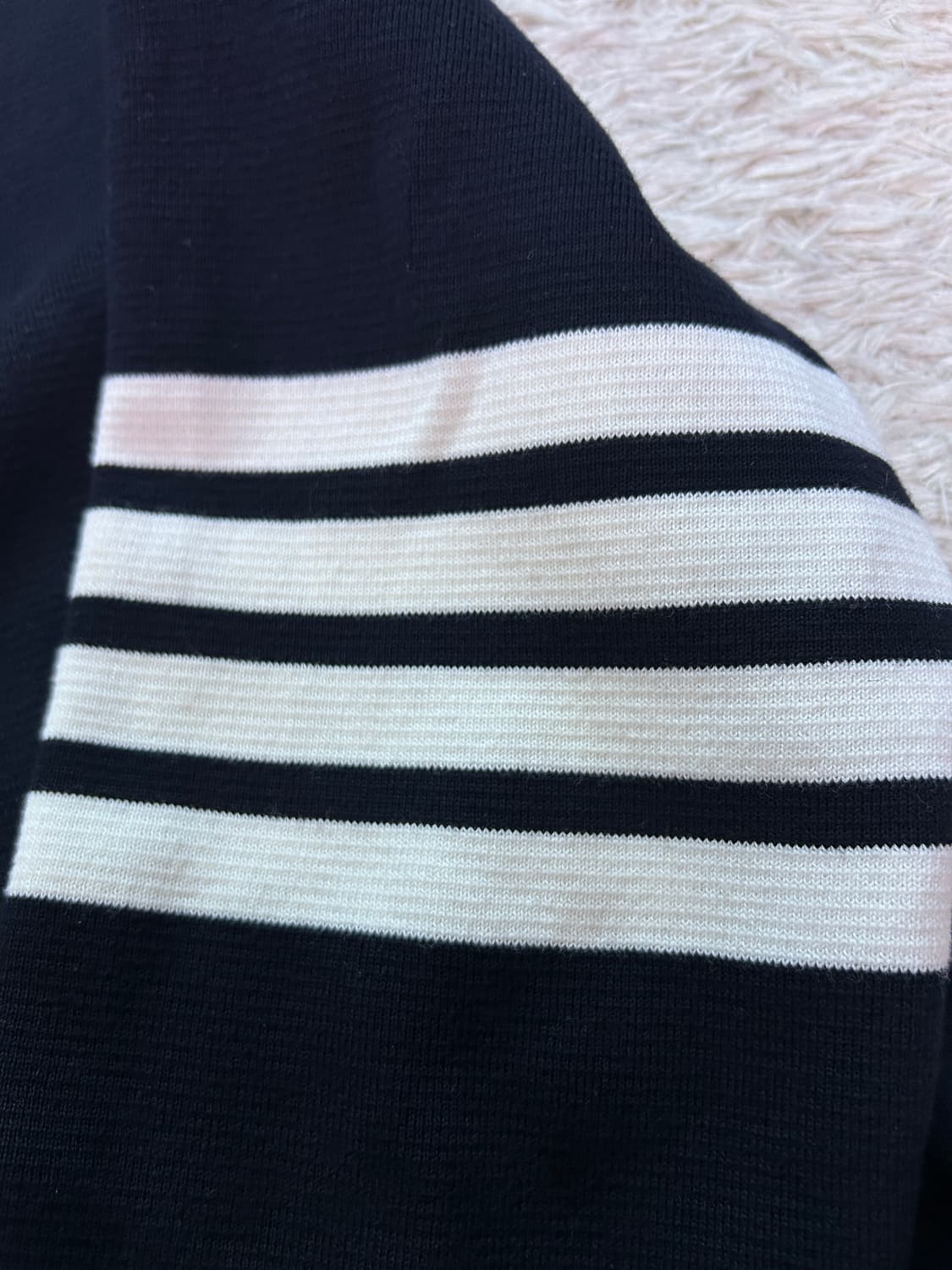 [4, 새상품급] 톰브라운 밀라노스티치 금장 가디건 상품이미지3