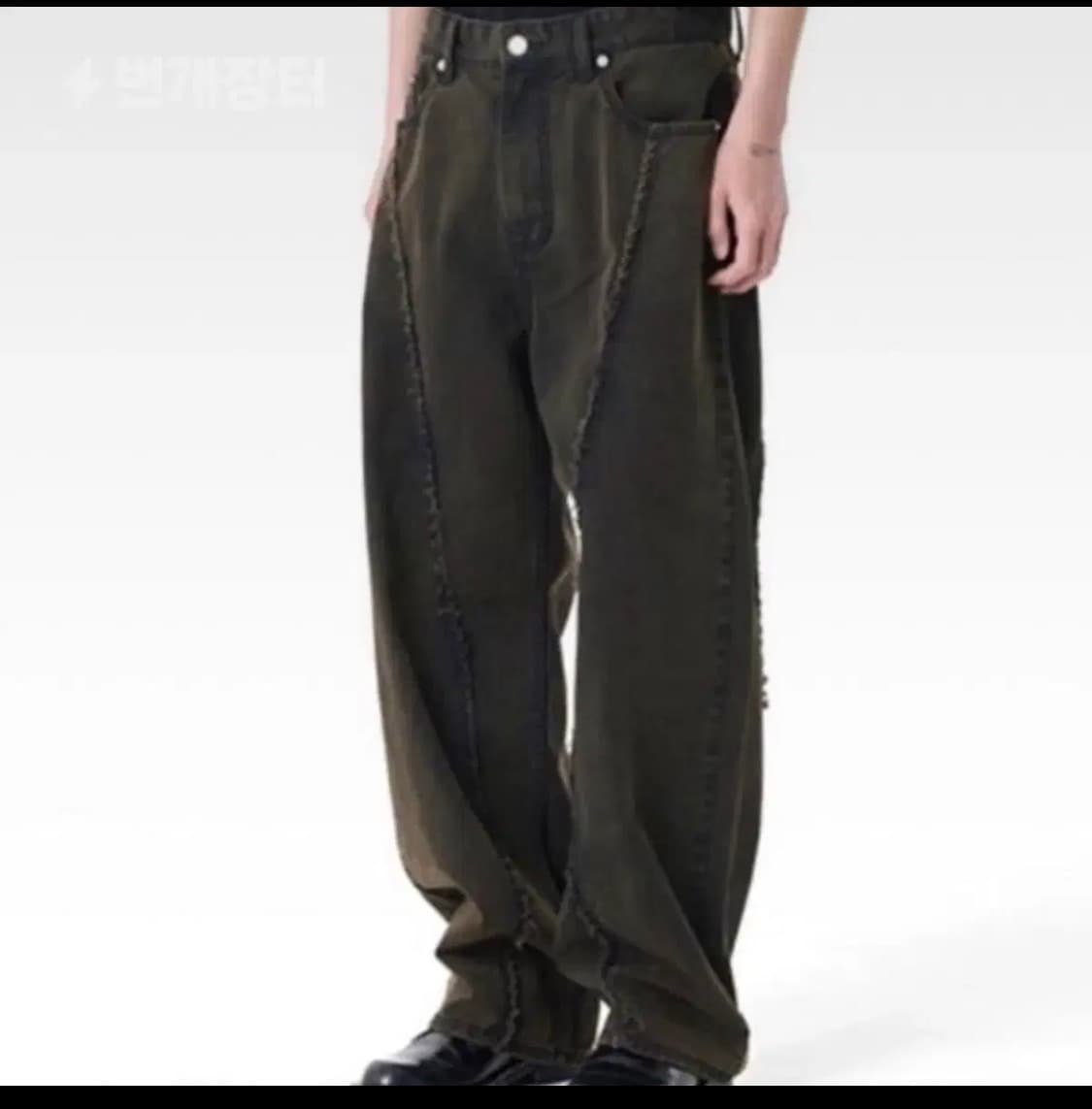 구매) 노운 사진속 제품 0사이즈 구해요 상품이미지1