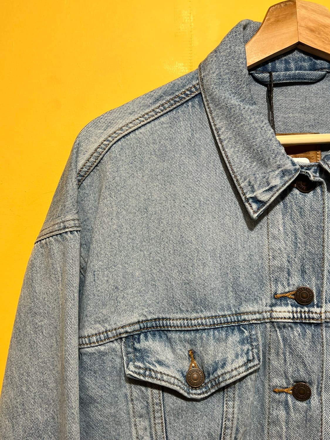 90s fit [XS] 리바이스 빅E 프리미엄 데님 트러커 자켓 상품이미지3