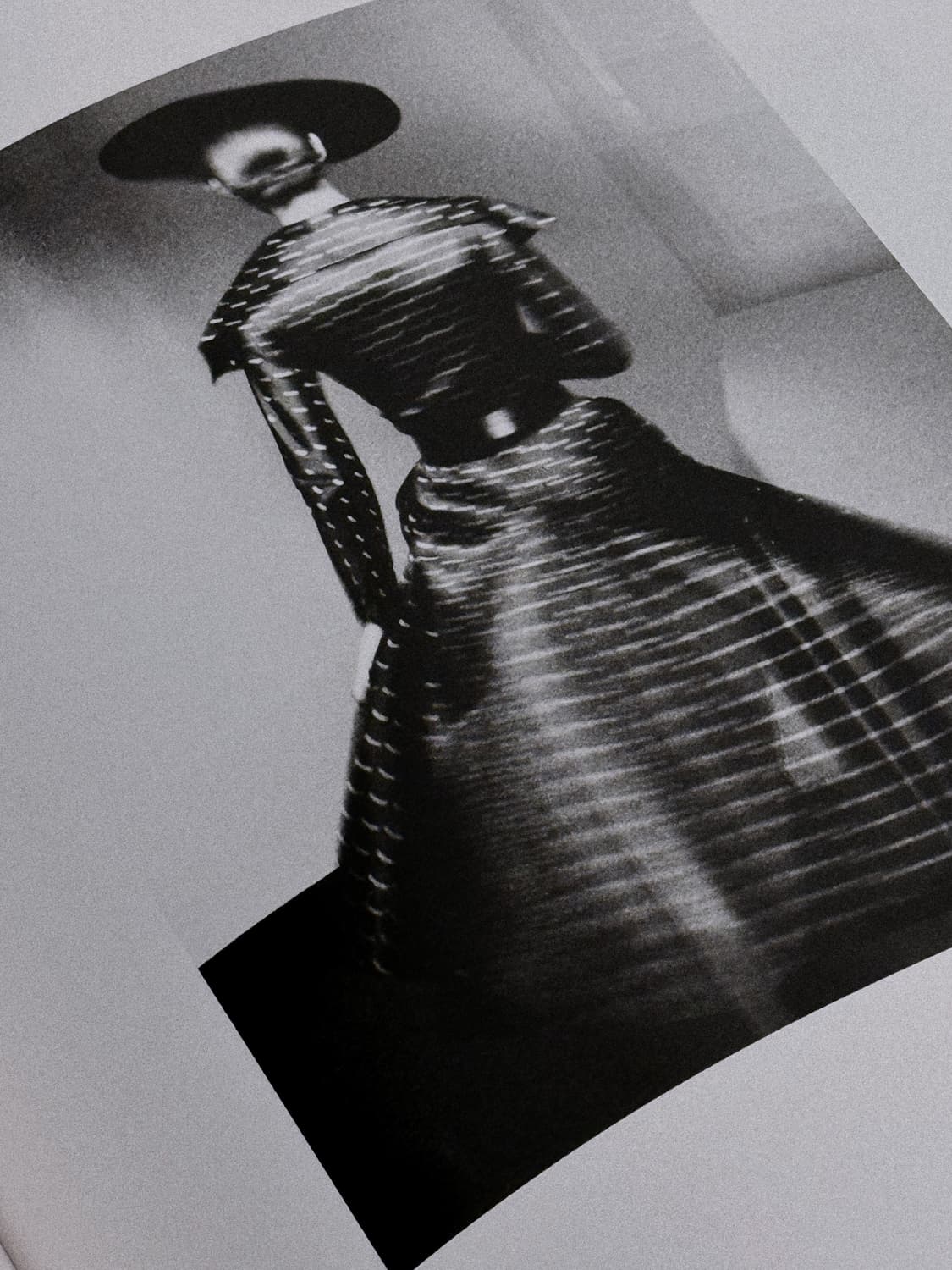 미개봉 / Dior by Sarah Moon 디올 사라문 사진집 상품이미지4