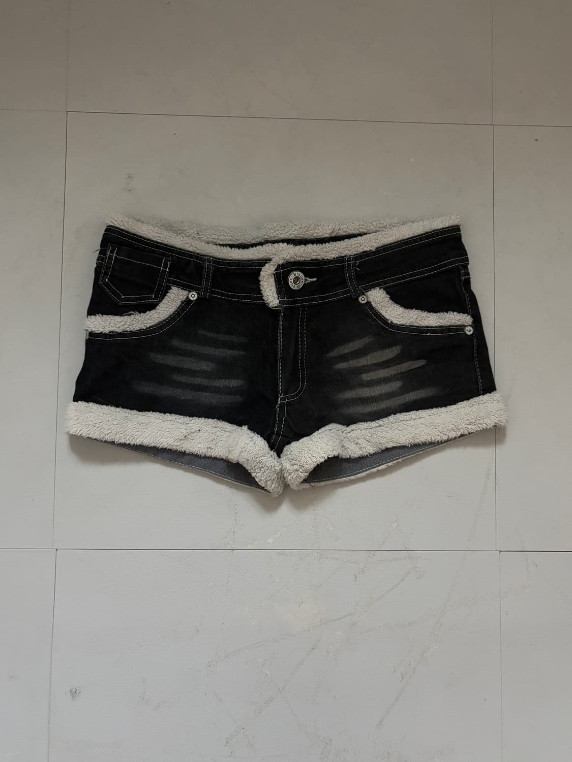 • Black denim fur pants 상품이미지1