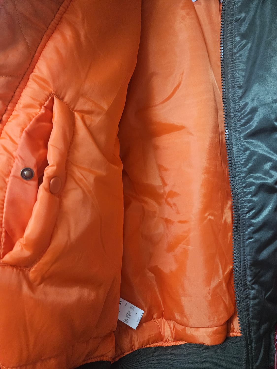 이태리 언팩트(UNPACKED) 봄버 자켓 상품이미지6