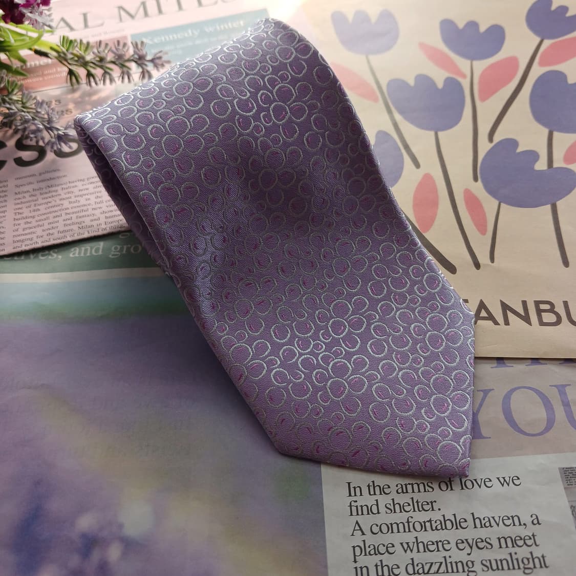 웅가로 실크 퍼플 플라워 자카드 넥타이 8.6cm A+등급 A18642
 상품이미지2