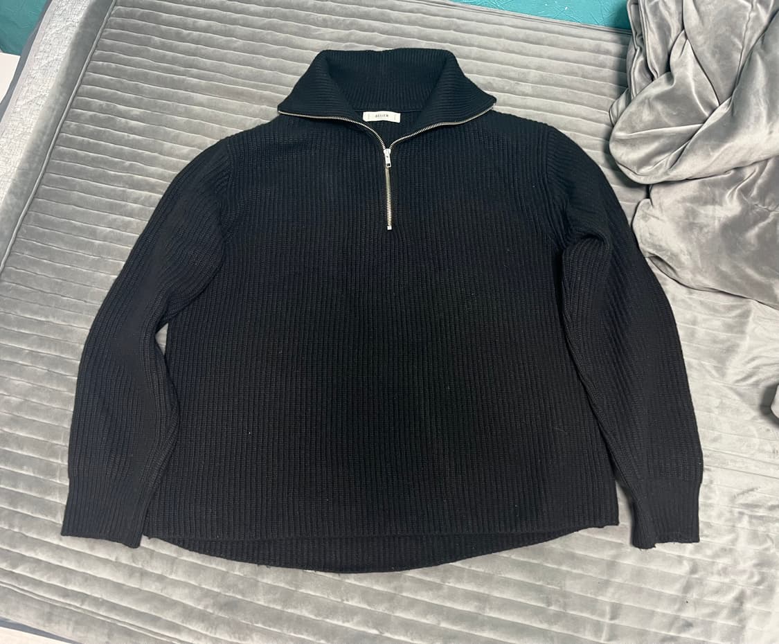 벨리에 블랙 하프넥 집업니트 상품이미지1