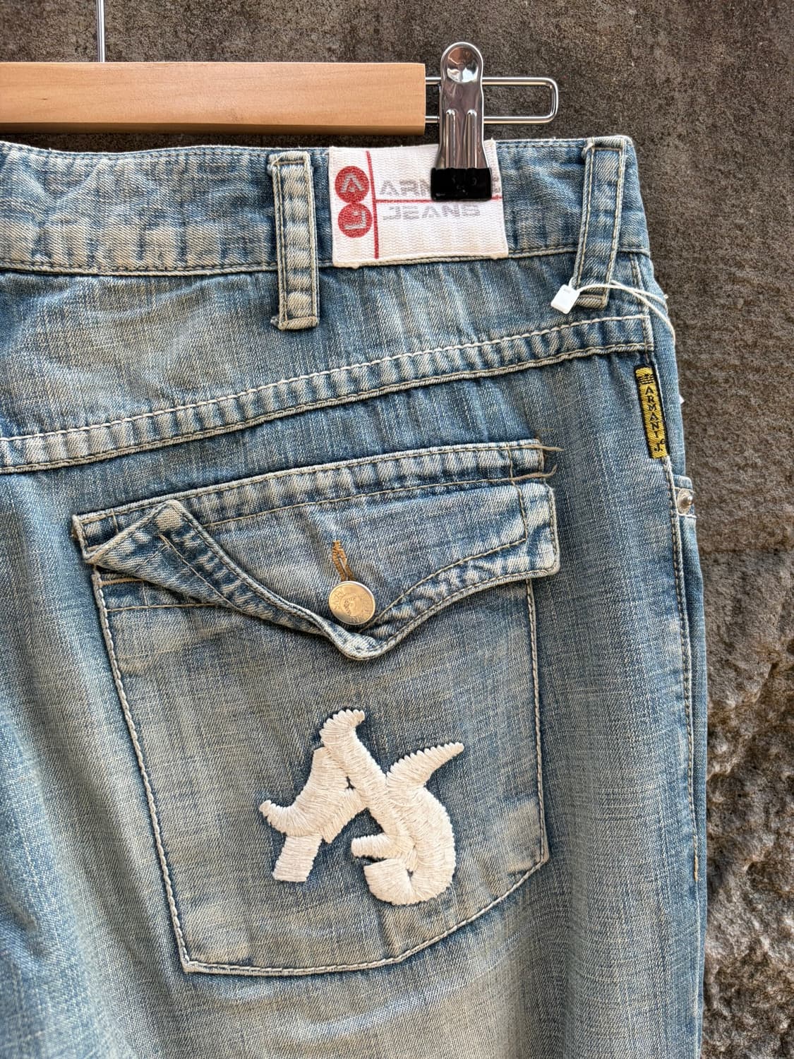 Armani Jeans 워싱 플레어 데님 상품이미지3