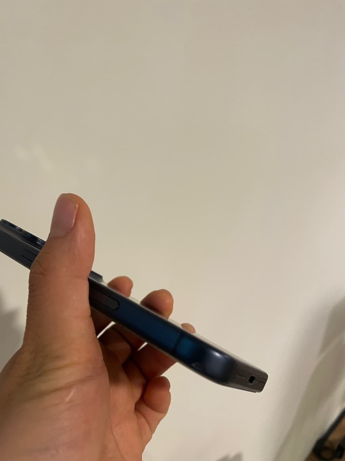 아이폰 17프로 256gb 딥블루 상품이미지8