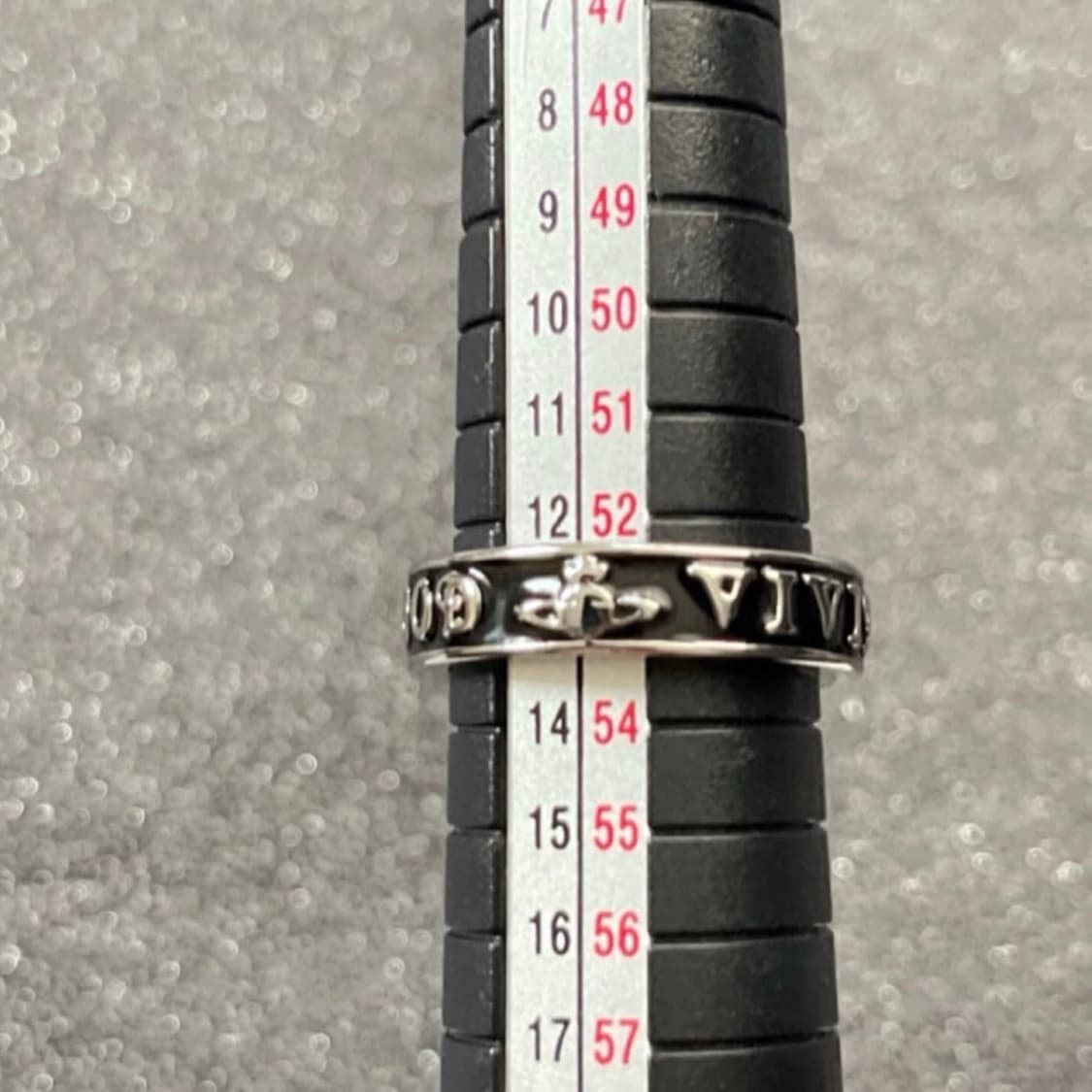 비비안웨스트우드 아카이브 레터링 orb로고 각인 블랙실버링 반지 상품이미지5