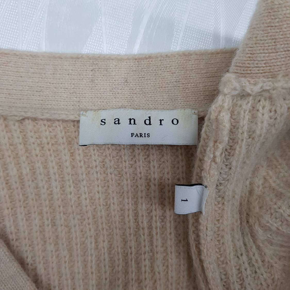 Sandro 산드로  체인 트리밍 브이넥 니트 1사이즈 상품이미지6