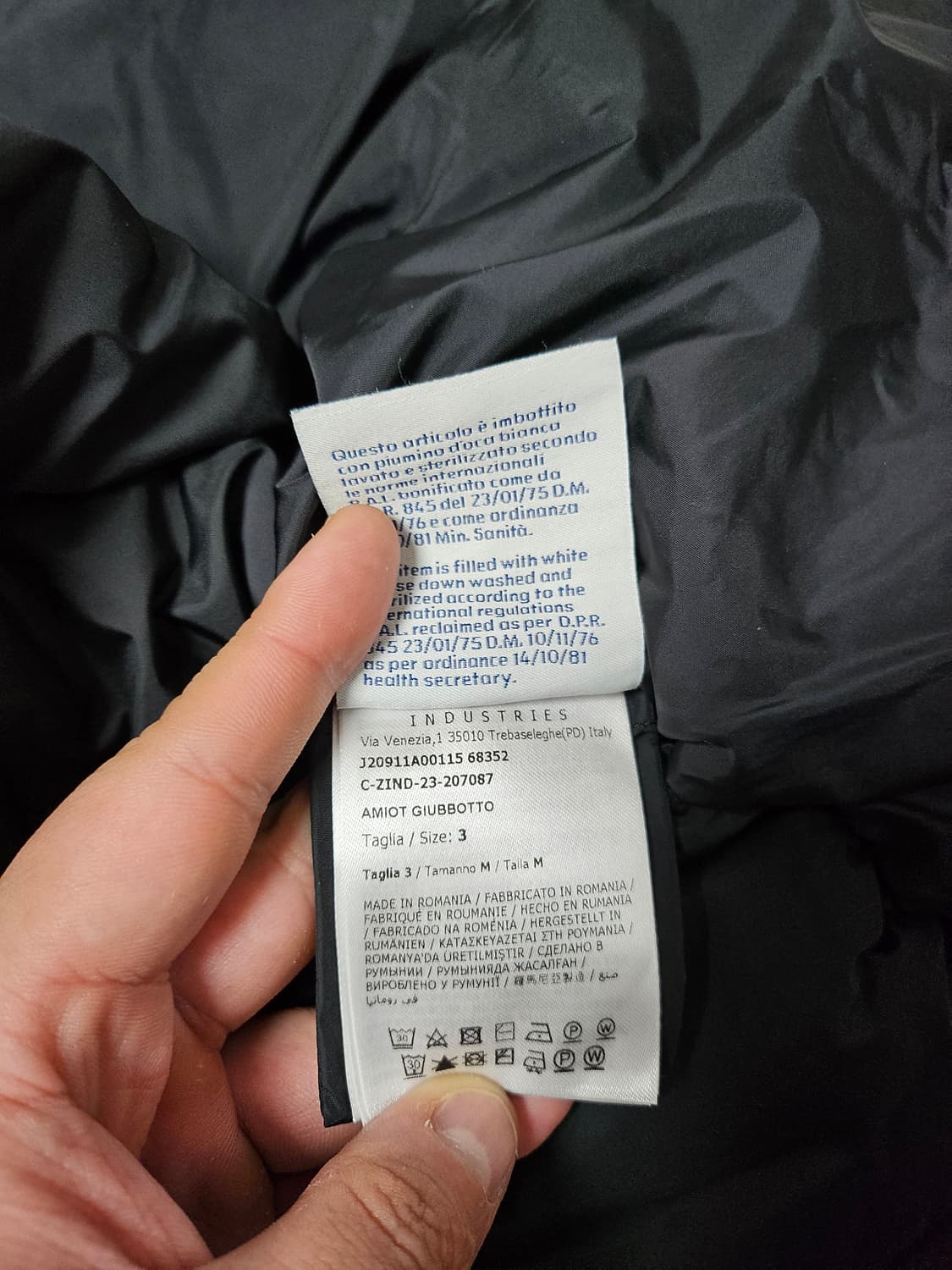 24FW 몽클레어 아미오 패딩 블랙 3사이즈  상품이미지7