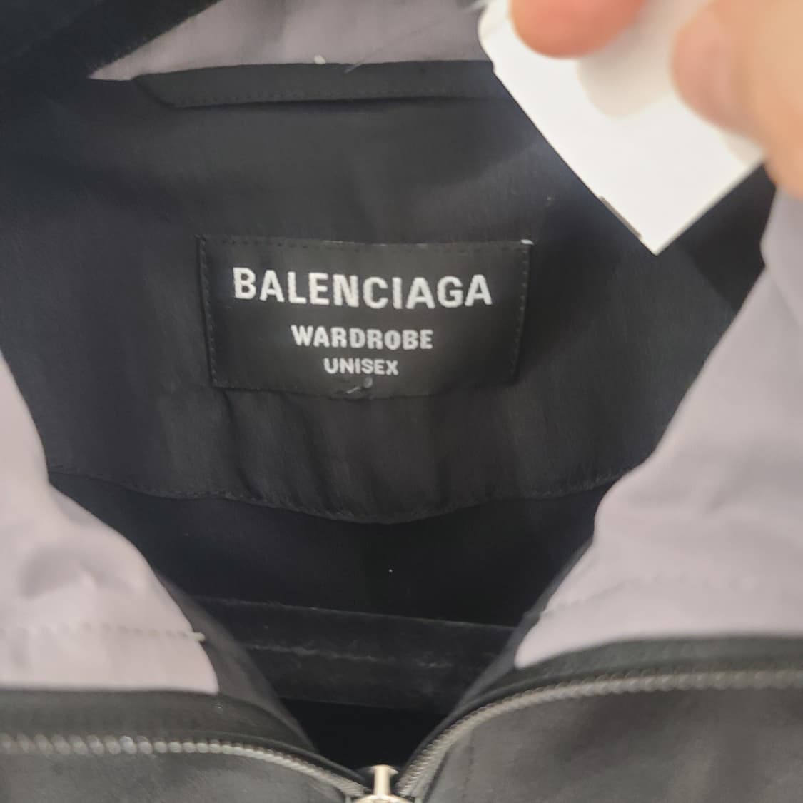 발렌시아가 스포티비 나일론 트랙자켓 검회 상품이미지4