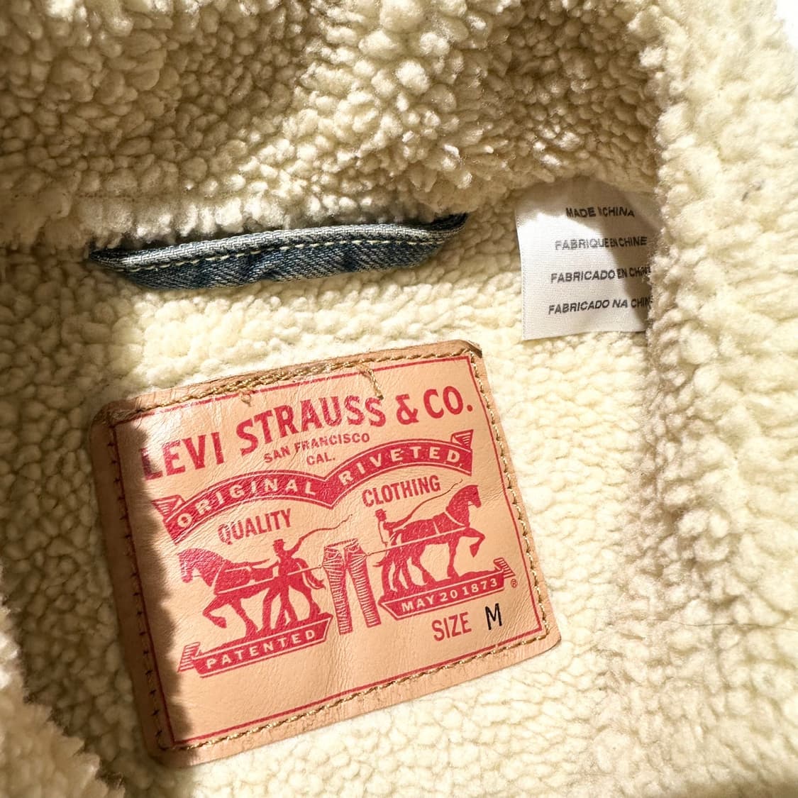 리바이스 쉐르파 데님 트러커 자켓 상품이미지6