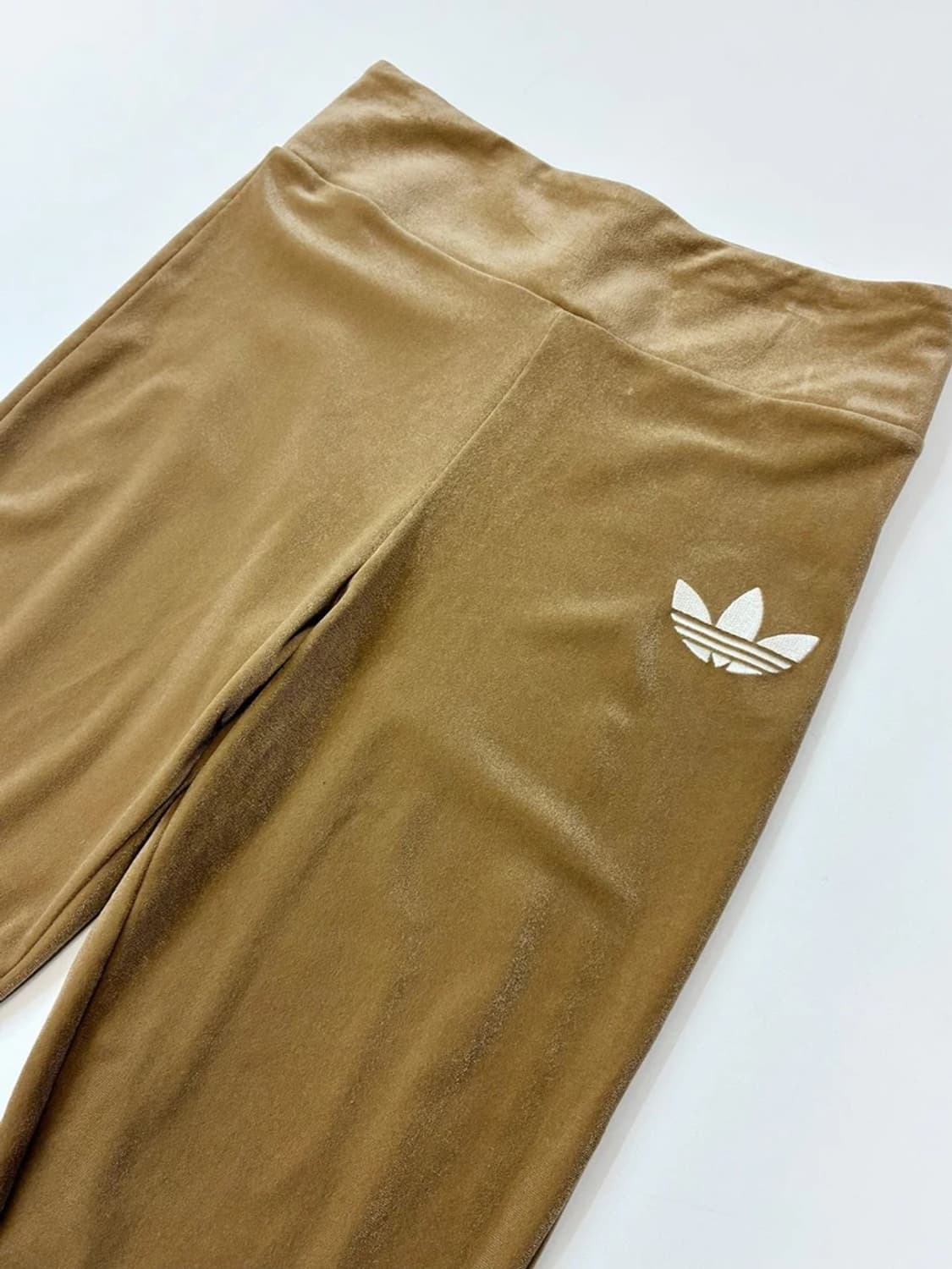 아디다스 아디컬러 헤리티지 나우 플레어 레깅스 PN4570 상품이미지3