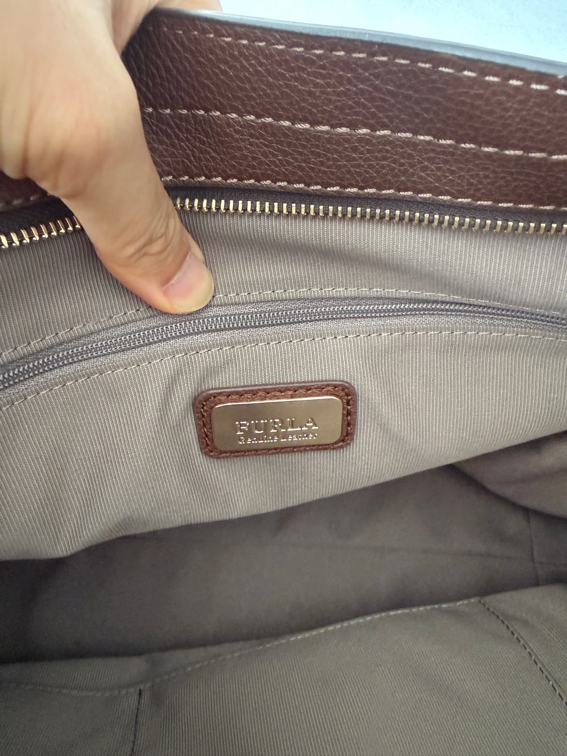 훌라(FURLA) 레더 토트백 상품이미지8