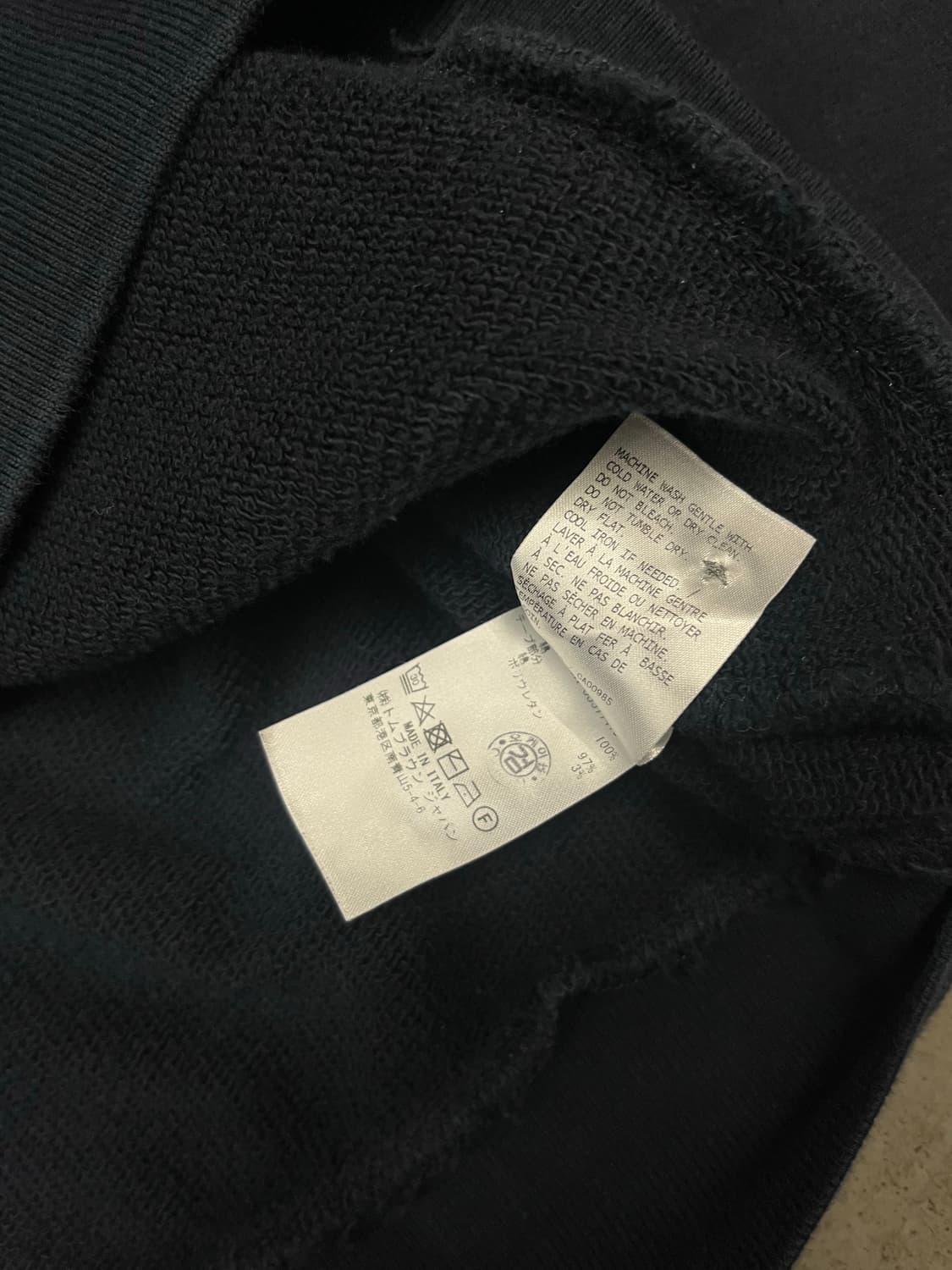 톰브라운 백삼선 맨투맨 네이비 2사이즈 상품이미지7