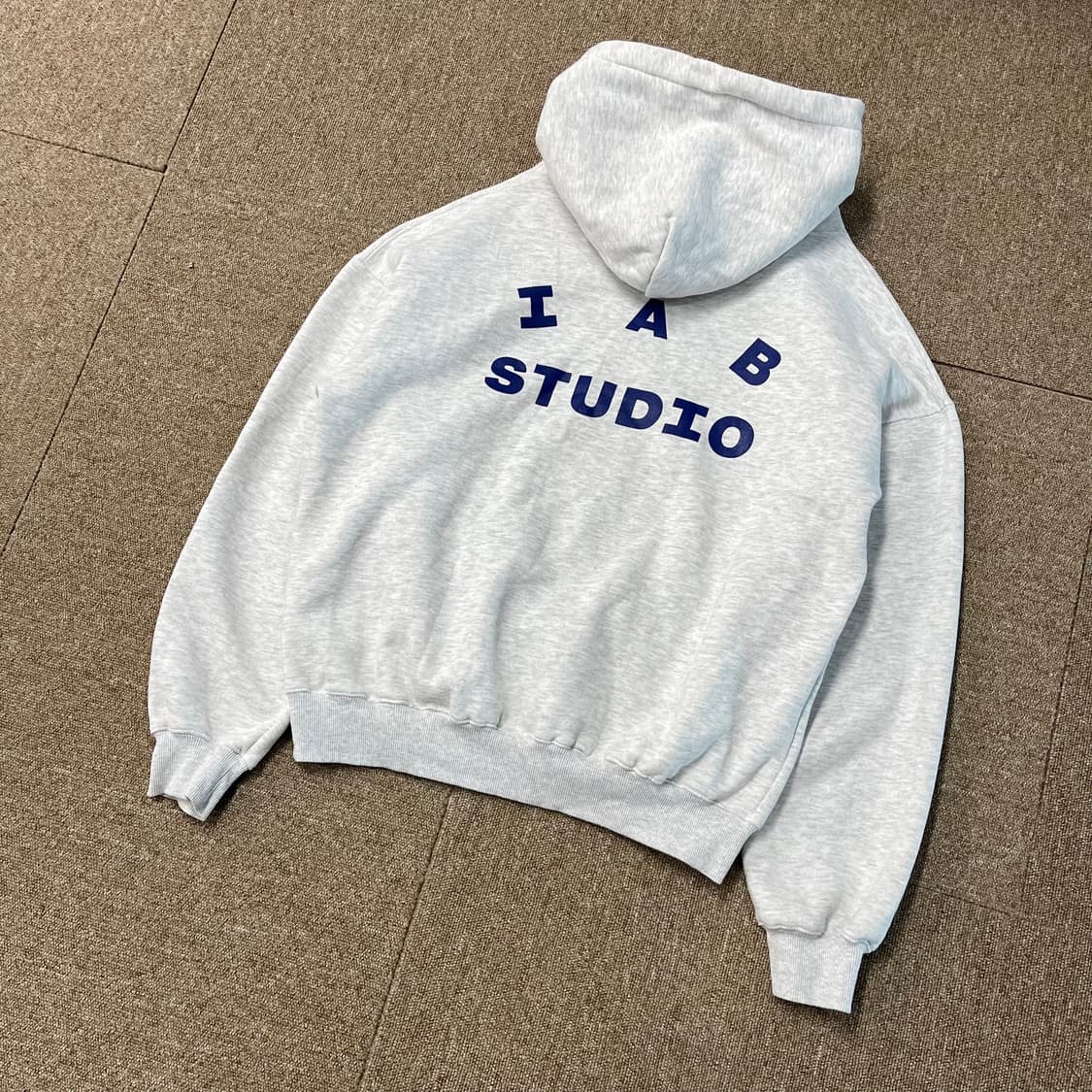 아이앱 스튜디오 멜란지 그레이후드 상품이미지1