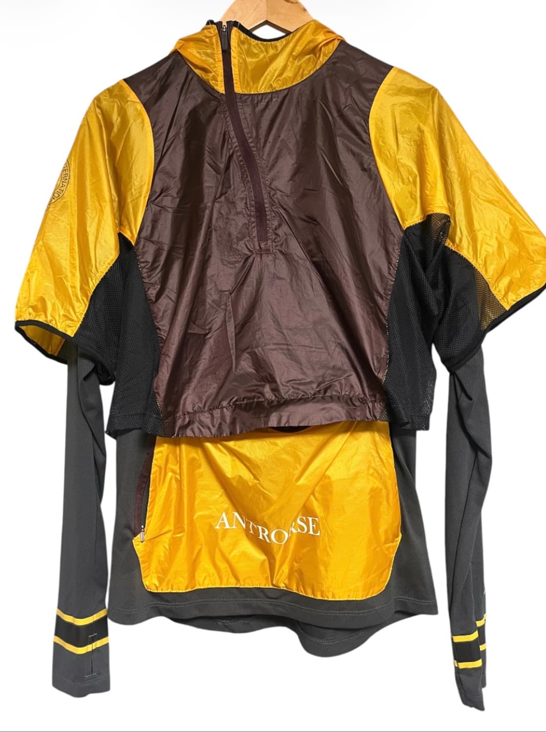 나이키 언더커버 갸쿠소우 러닝 자켓 상품이미지2