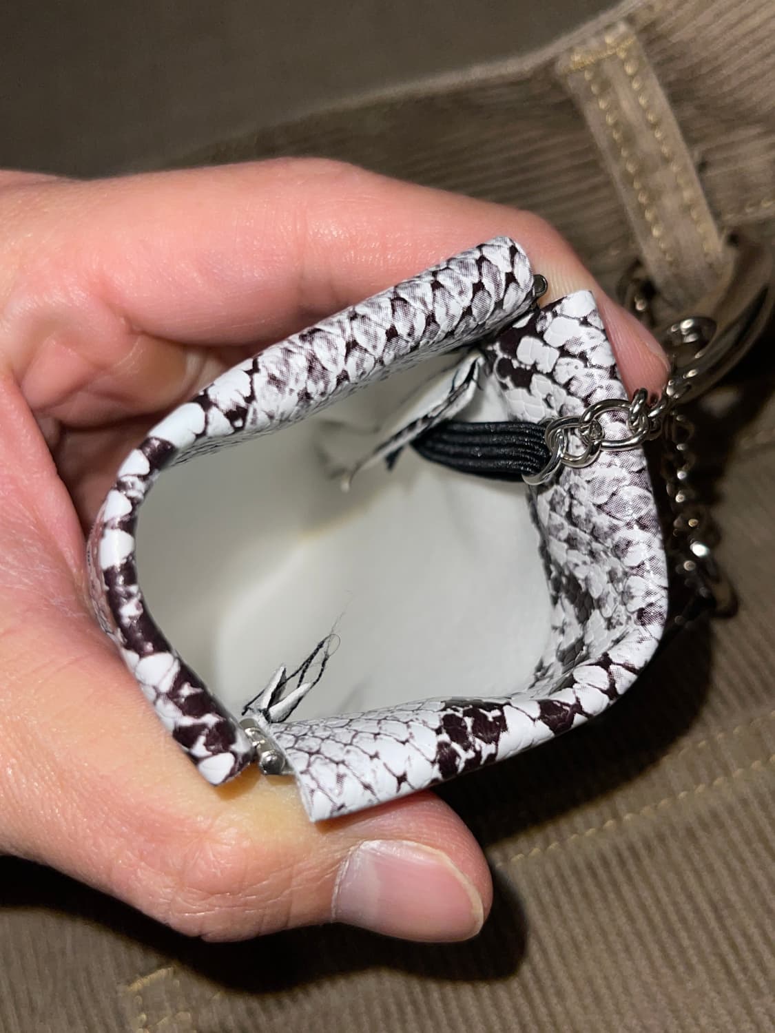 뱀피 가죽 키링 미니 지갑 자석 카드지갑  상품이미지4