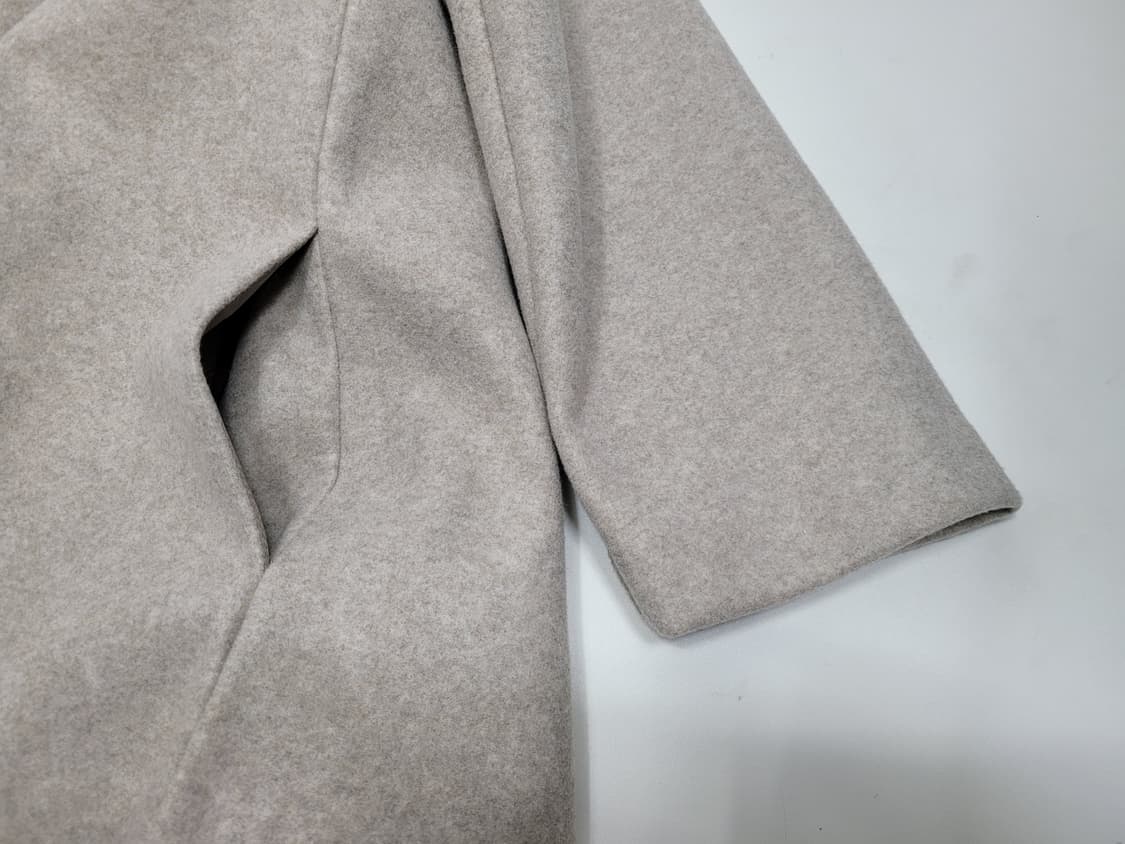 ZARA 자라 오버핏 더블 숏 코트 / 여 L 오트밀
 상품이미지6