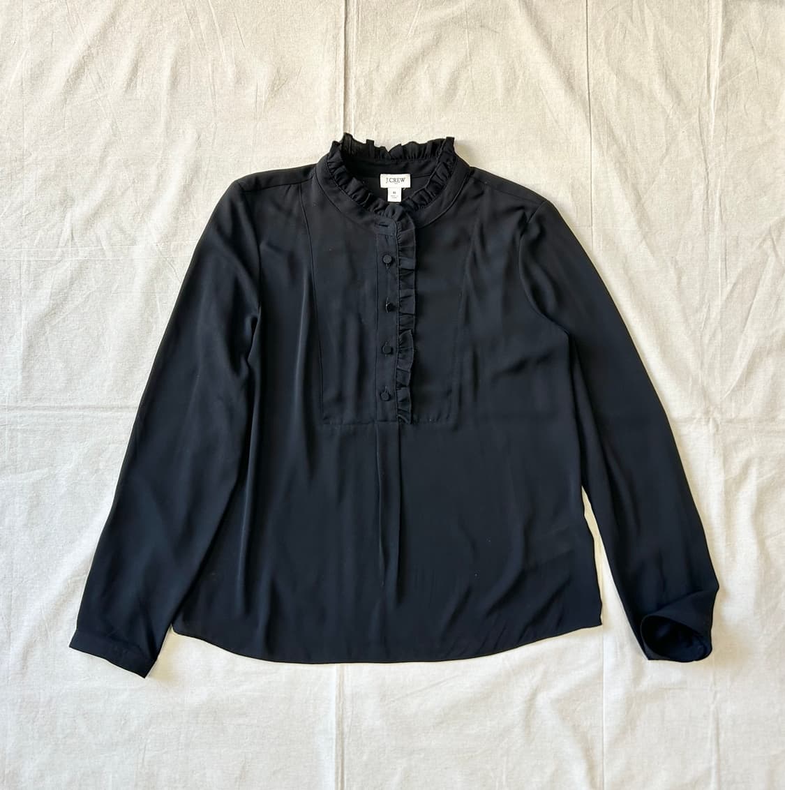 블랙 프릴 블라우스 상품이미지1