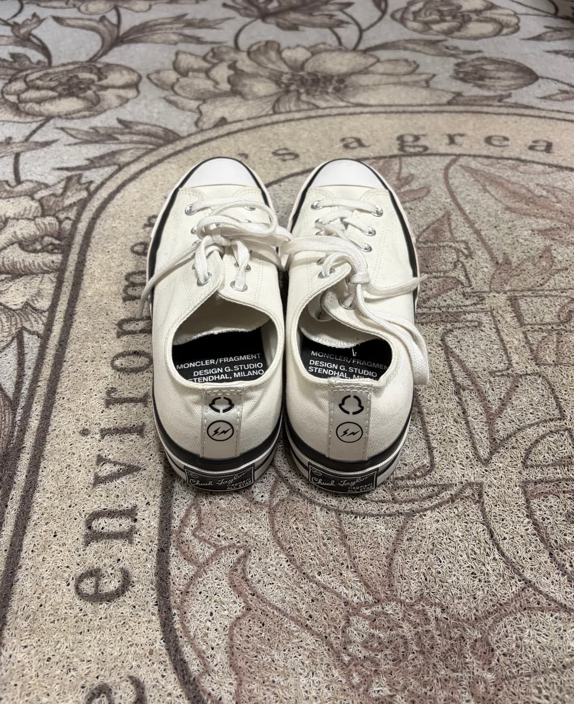 컨버스 x 몽클레르 x 프라그먼트 척 70 로우 화이트 260 상품이미지3