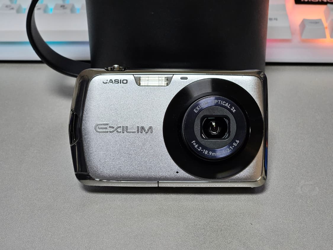 카시오 엑슬림 z330 메이크업 셀피 디카 상품이미지1