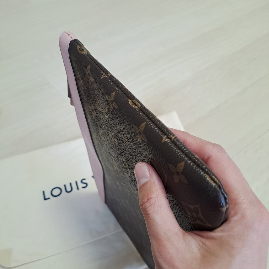 [100%/정품] 루이비통 데일리 로즈 파우더 클러치, 루이비통클러치 상품이미지6