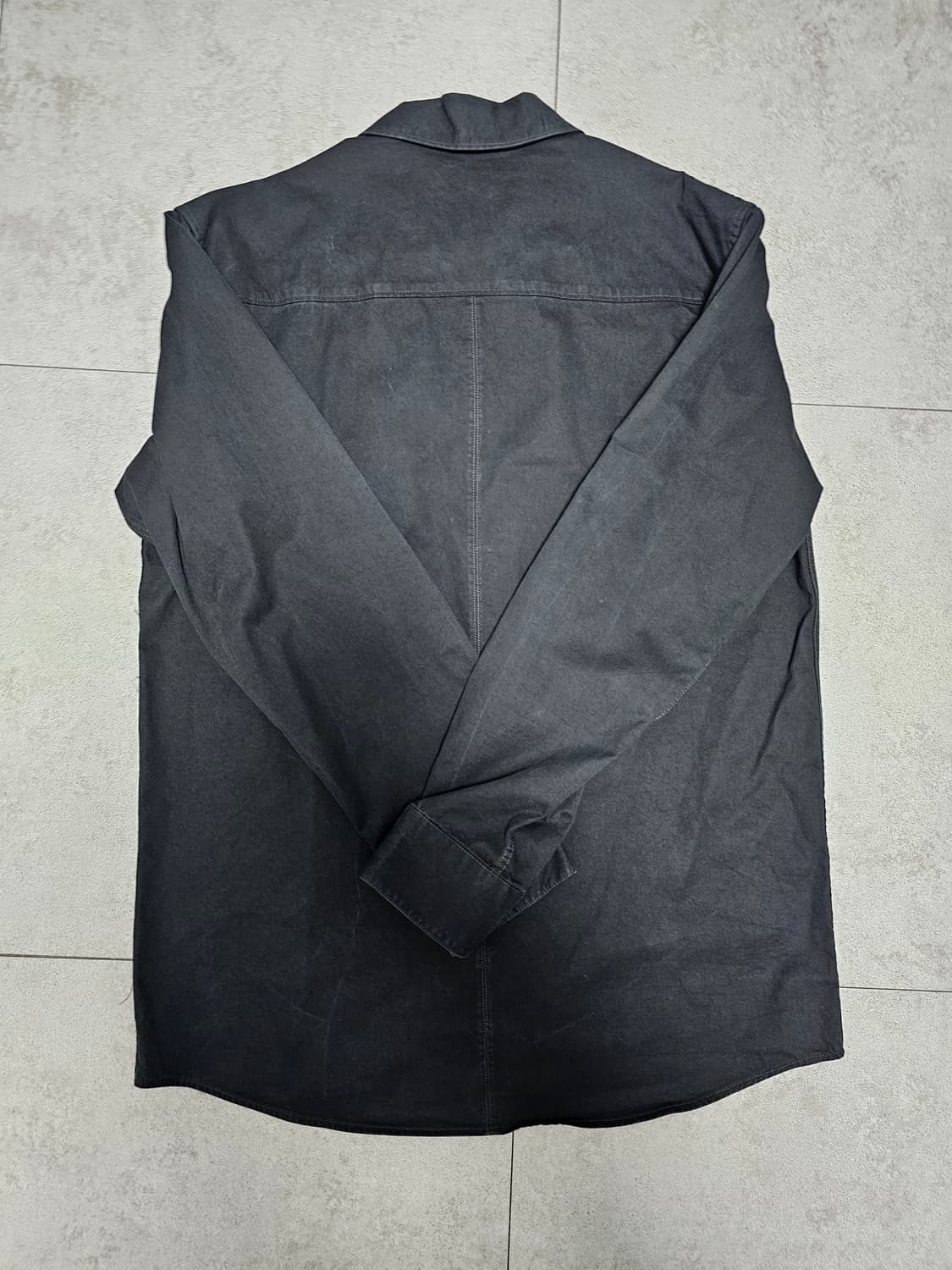 인사일런스 와이드 카라 셔츠 상품이미지2