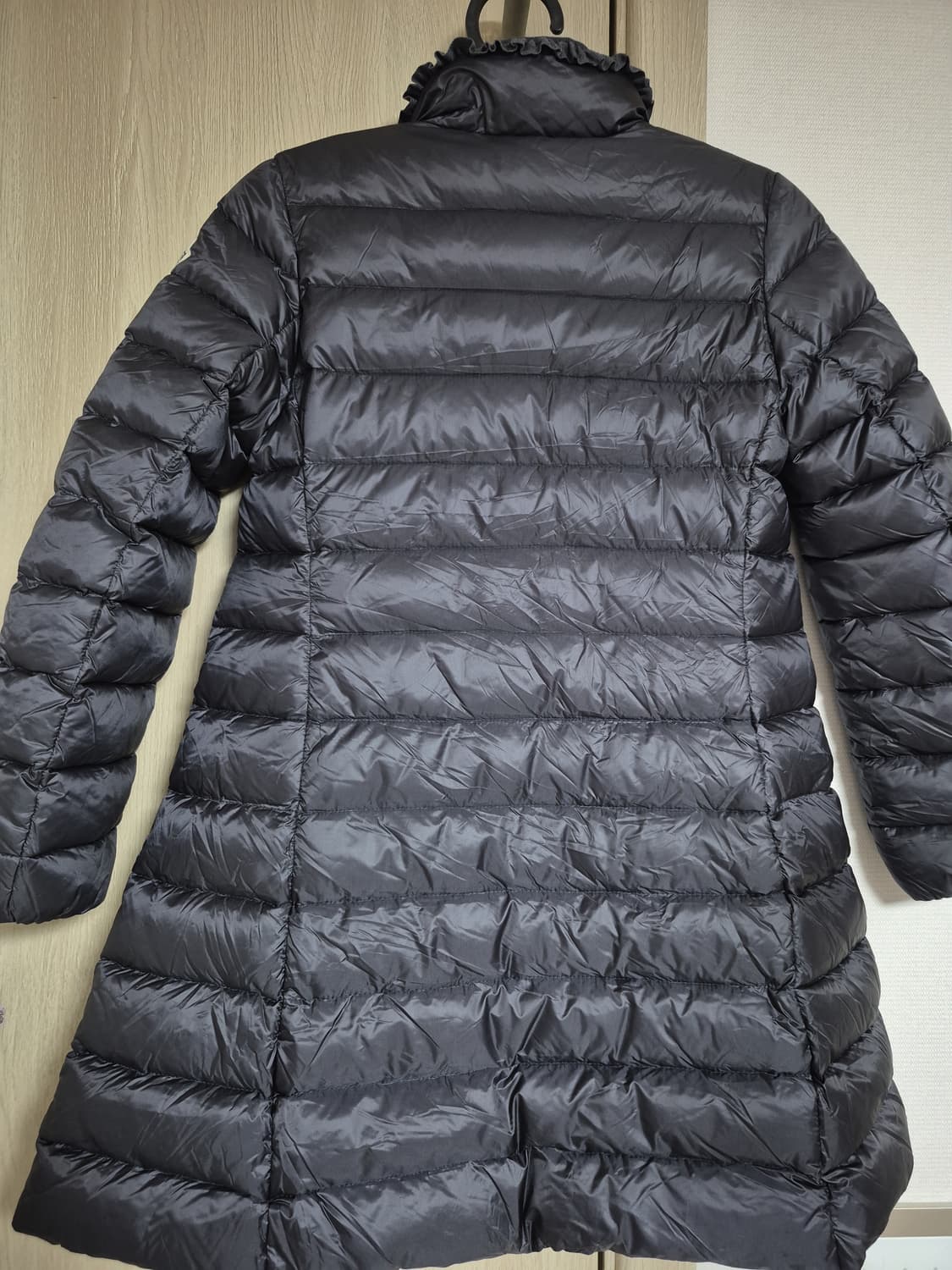 몽클레어 정품 아동용 10세 구스패딩 실 여성 80사이즈 구스패딩 팝니다 상품이미지3