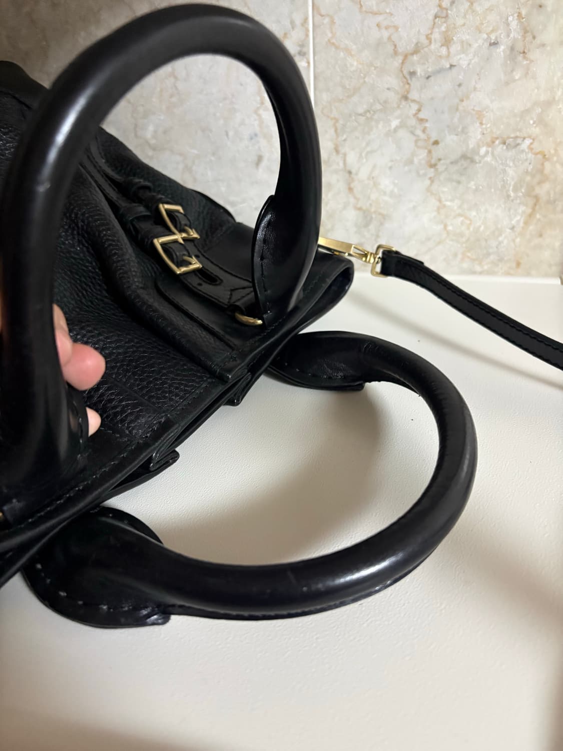 버버리 소가죽 토트백 크로스백 상품이미지4