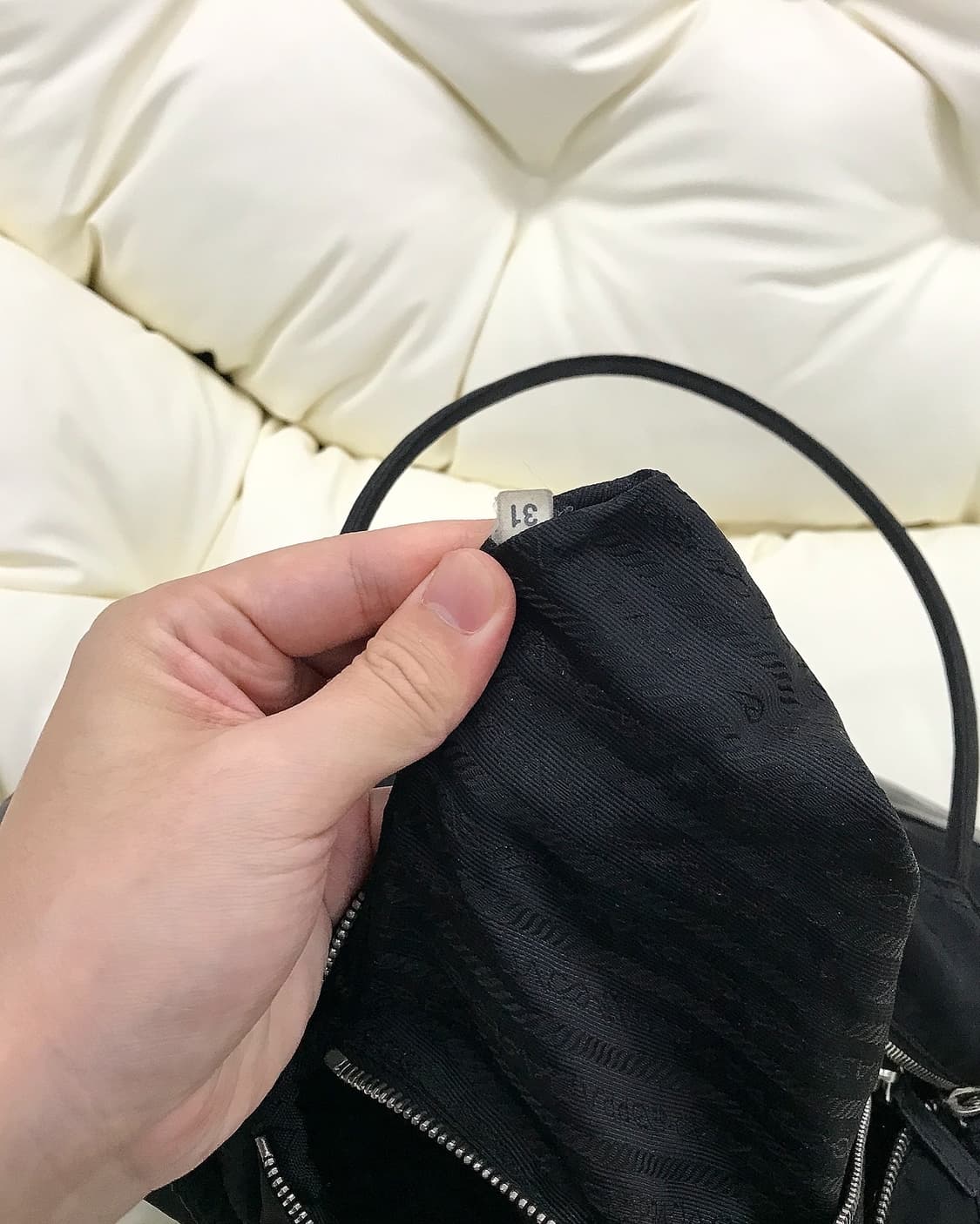 프라다 빅 삼각로고 숄더백 가방 상품이미지8