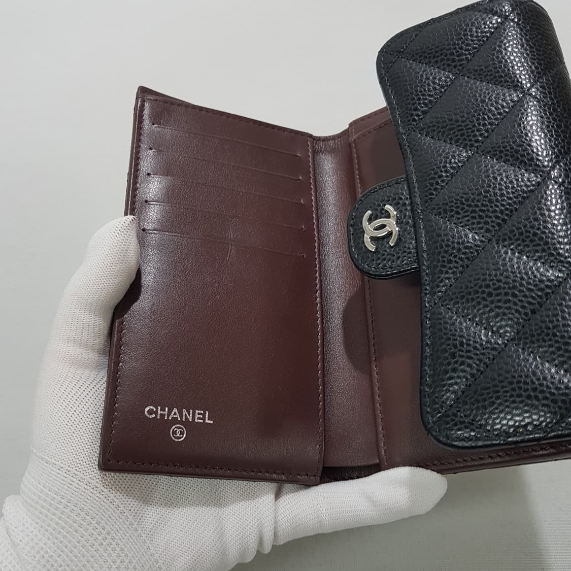 샤넬 클래식 캐비어 플랩 중지갑 AP0232 내장칩신형 상품이미지7