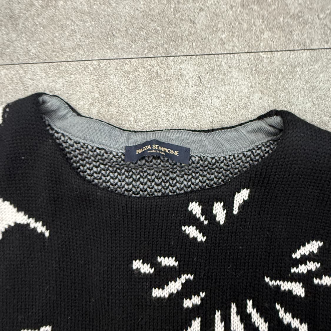 이태리 피아자 셈피오네 플라워 패턴 돌먼 니트 탑 상품이미지6